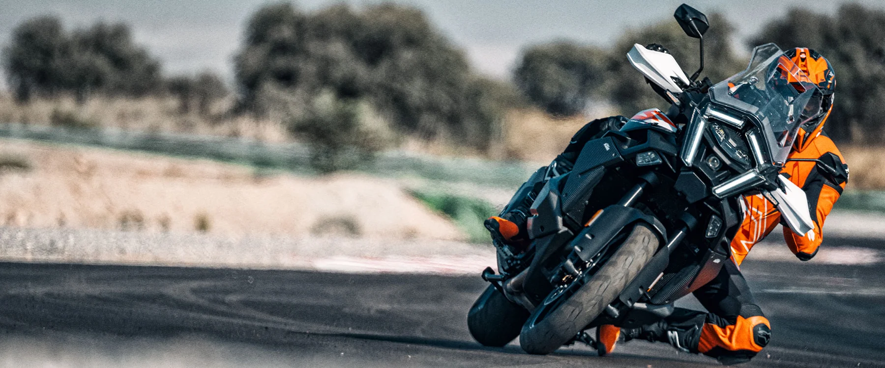 KTM 1390 Super Adventure S em utilização